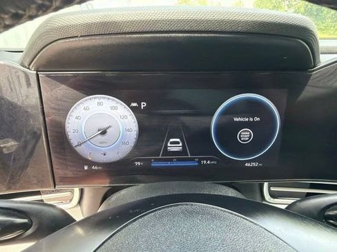 Used 2023 Hyundai Elantra Limited w/ Cargo Package FWD image 15