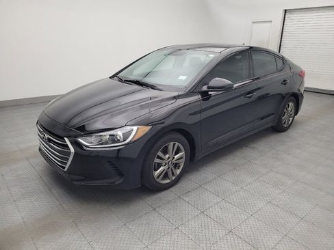 Used 2018 Hyundai Elantra Value Edition FWD image 2