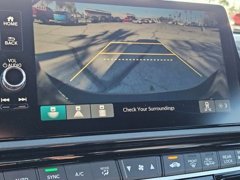 Used 2025 Honda Odyssey Sport-L image 13