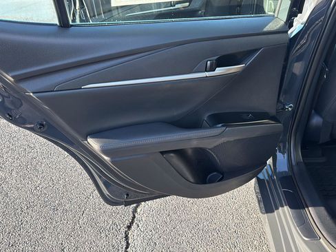 Used 2025 Toyota Camry XLE image 15