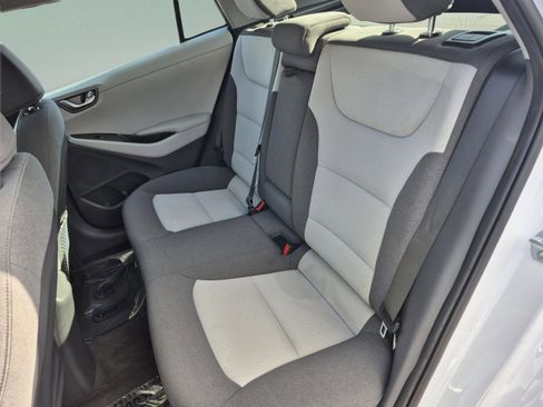 Used 2020 Hyundai Ioniq SEL FWD image 15