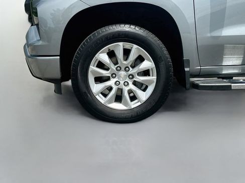 Used 2024 Chevrolet Silverado 1500 Custom AWD/4WD image 32
