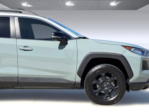 Used 2020 Toyota RAV4 TRD Off-Road w/ TRD Off-Road Weather Package AWD/4WD image 34