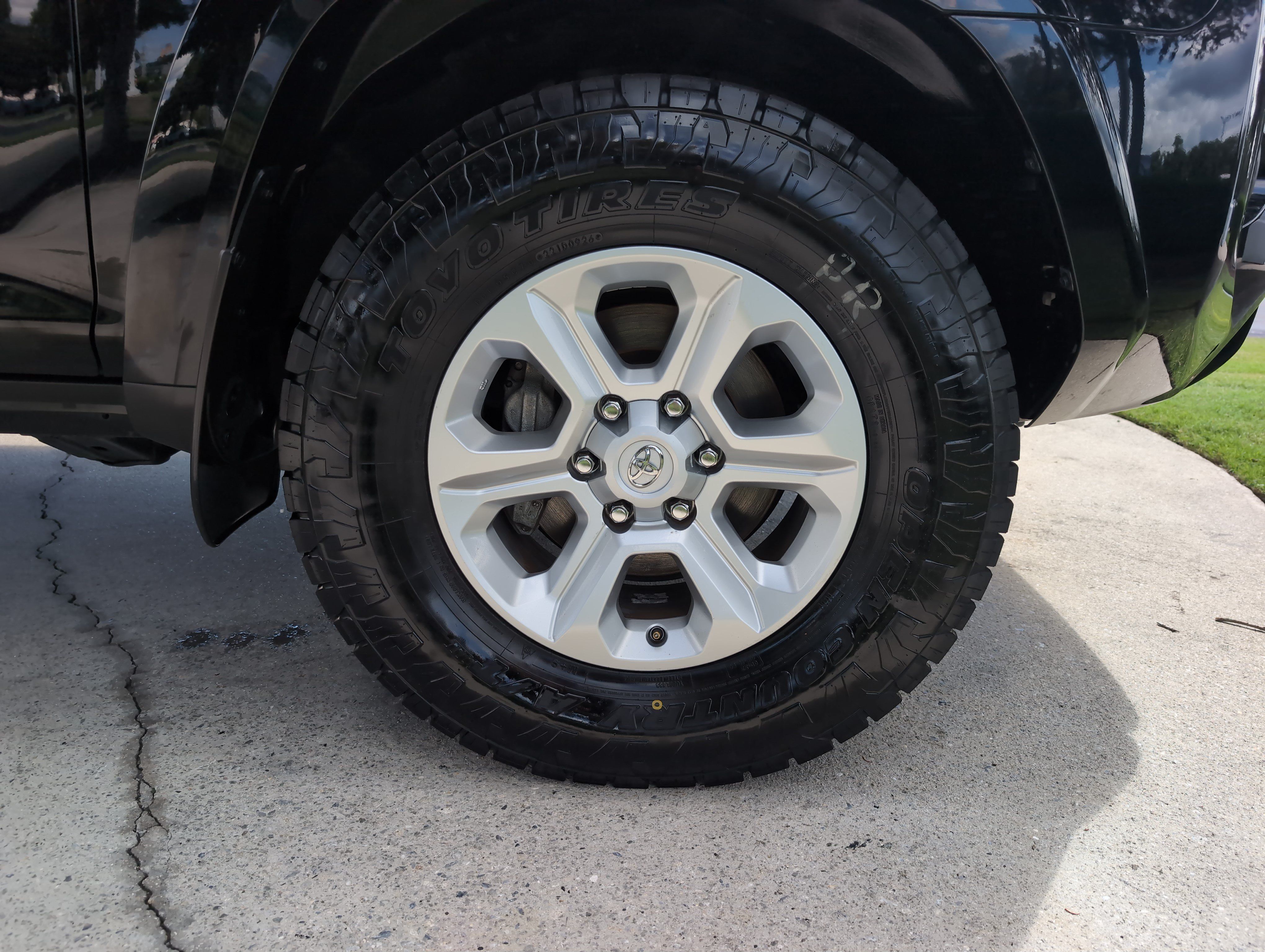 Certified 2023 Toyota 4Runner SR5 Premium w/ Moonroof Package RWD image 13