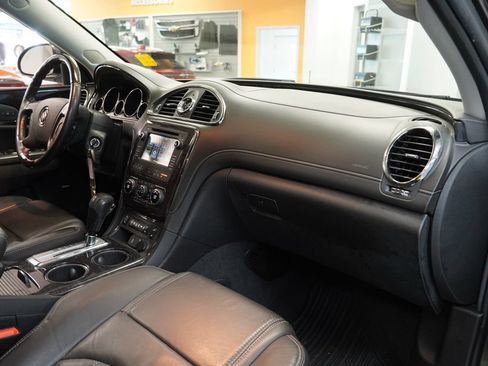 Used 2015 Buick Enclave Leather w/ Trailering Package FWD image 39