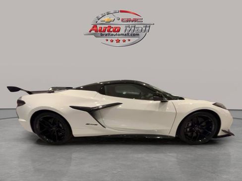 New 2026 Chevrolet Corvette Z06 w/ Z07 Performance Package image 6