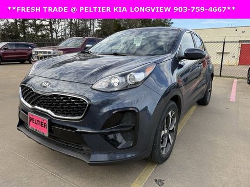 Certified 2022 Kia Sportage LX image 2