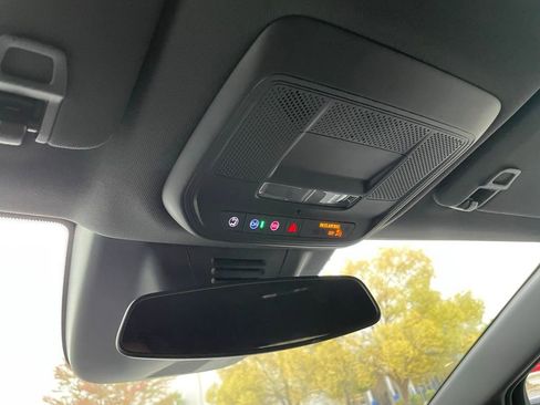 New 2026 Chevrolet Equinox EV RS image 24