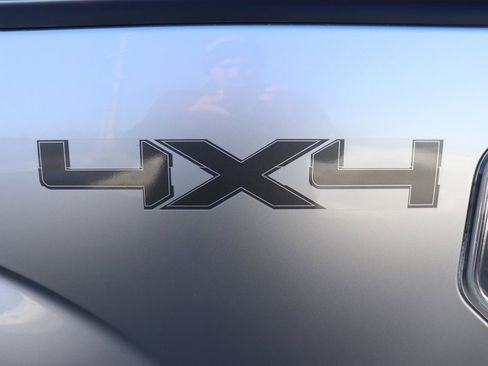 Used 2013 Ford F150 XLT w/ Luxury Equipment Group image 9