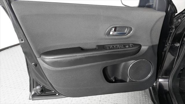 Used 2021 Honda HR-V EX image 13