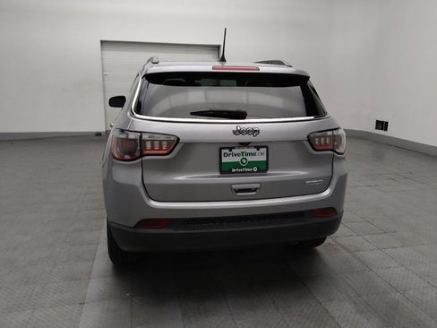 Used 2021 Jeep Compass Latitude FWD image 6