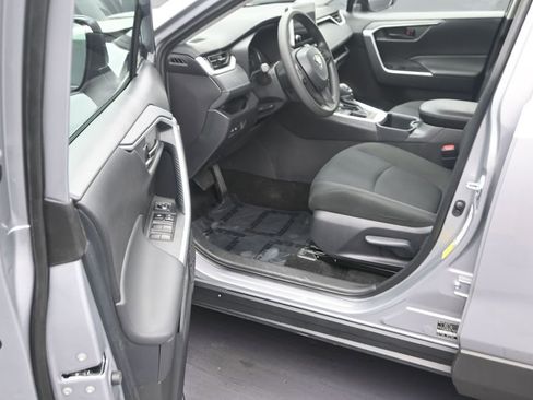 Used 2025 Toyota RAV4 LE FWD image 11