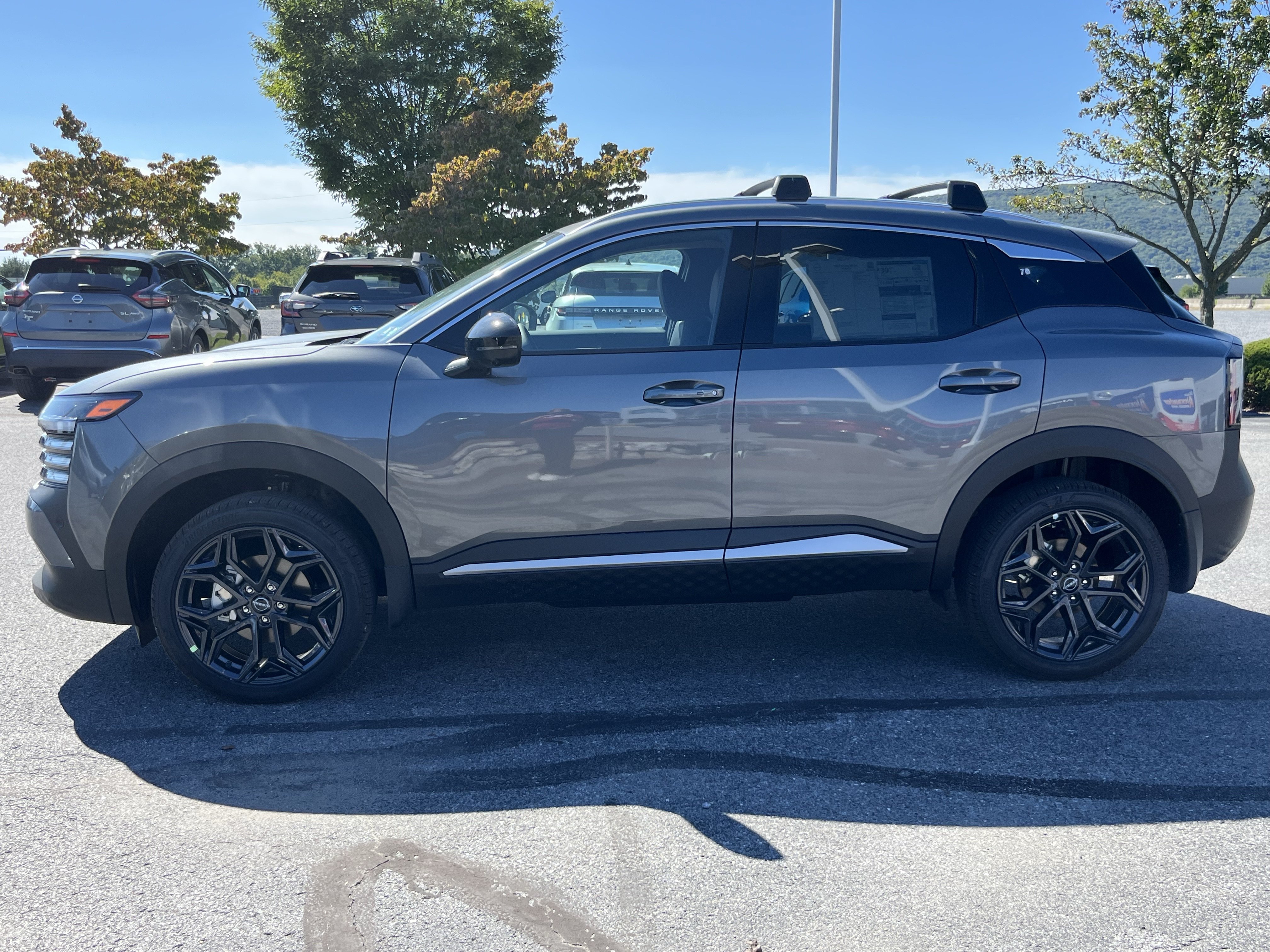 New 2027 Nissan Kicks SR AWD/4WD image 9