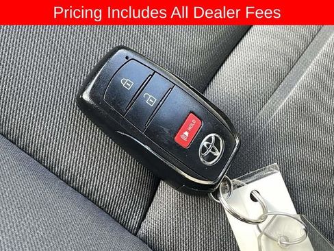 Used 2024 Toyota Tacoma TRD Off-Road AWD/4WD image 32