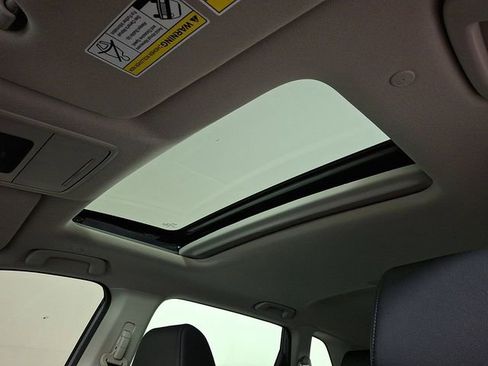 Used 2025 Honda CR-V EX-L image 16