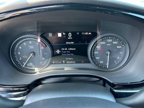 Used 2021 Cadillac XT6 Premium Luxury AWD/4WD image 2
