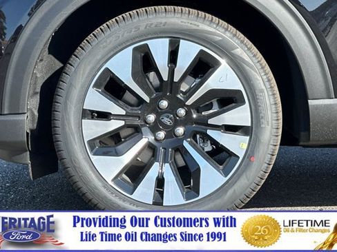 New 2026 Ford Explorer Platinum w/ LUX Leather Package AWD/4WD image 27