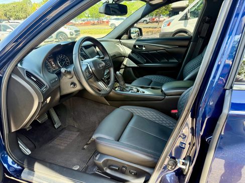 Used 2021 INFINITI Q50 Red Sport 400 image 9