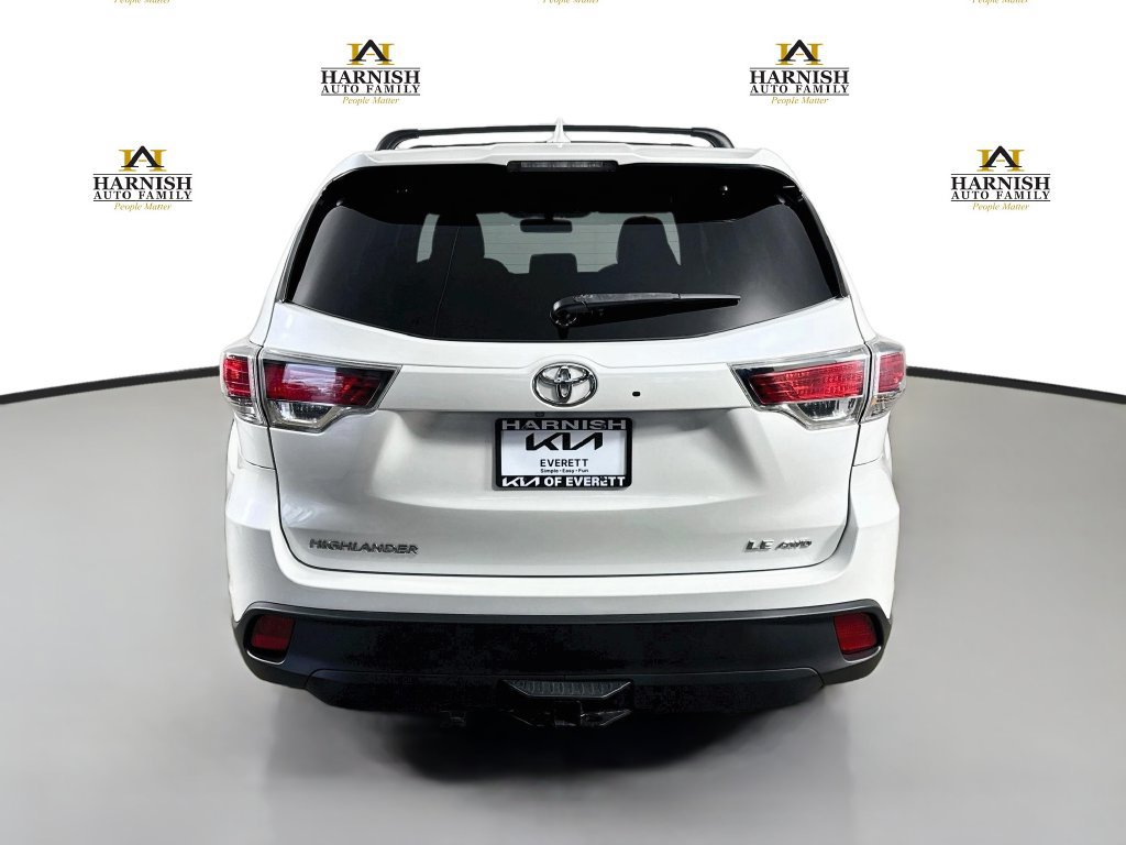 Used 2015 Toyota Highlander Plus AWD/4WD image 6