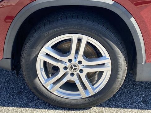 Used 2021 Mercedes-Benz GLA 250 w/ Premium Package image 21