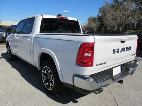 Used 2025 RAM 1500 Laramie image 5