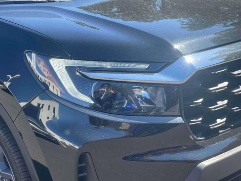 Certified 2023 Honda Passport EX-L image 9