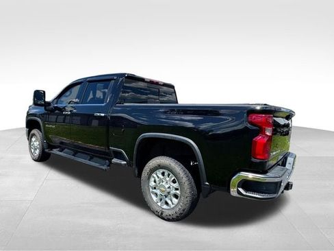 Used 2024 Chevrolet Silverado 2500 LTZ w/ LTZ Plus Package AWD/4WD image 5