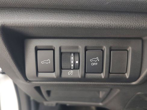 Used 2023 Subaru Outback Premium image 15