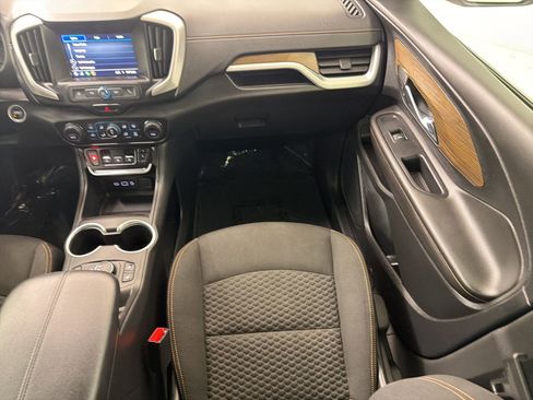 Used 2021 GMC Terrain SLE w/ Driver Convenience Package image 27