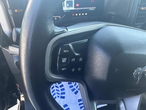 Used 2023 Ford Bronco Badlands image 22