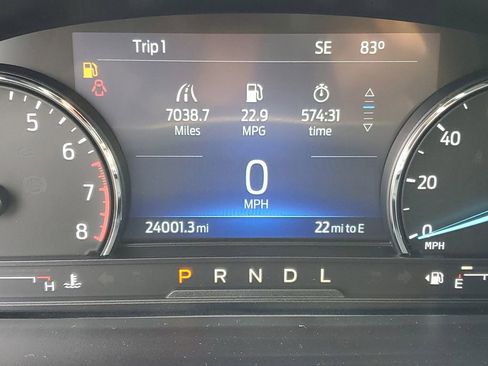 Used 2023 Ford Explorer XLT w/ Equipment Group 202A AWD/4WD image 16