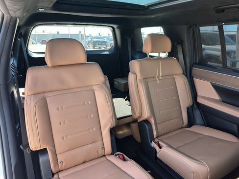 New 2026 Hyundai Santa Fe Calligraphy w/ Tow & Go Package AWD/4WD image 35