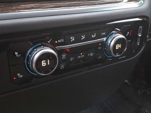 Certified 2025 GMC Sierra 1500 Elevation AWD/4WD image 17