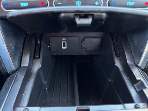 Used 2018 Ford Explorer Platinum AWD/4WD image 24