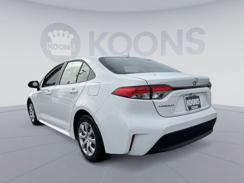 Used 2024 Toyota Corolla LE image 4