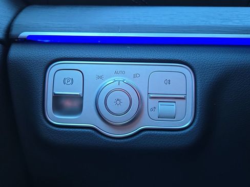 Certified 2026 Mercedes-Benz GLS 450 4MATIC image 27