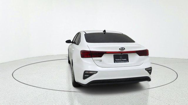 Used 2021 Kia Forte Sedan FWD image 4