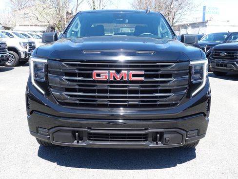 Used 2024 GMC Sierra 1500 Pro w/ Graphite Edition AWD/4WD image 6