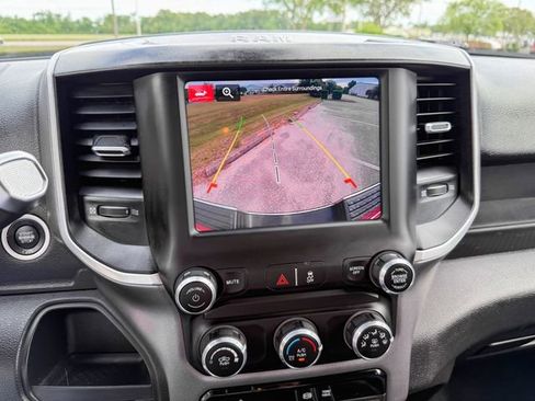 Used 2022 RAM 2500 Big Horn RWD image 19
