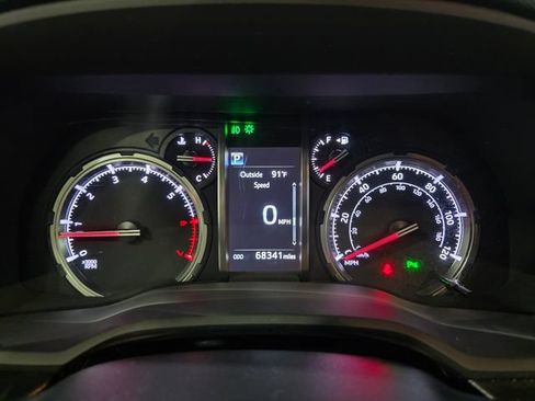 Used 2021 Toyota 4Runner Limited AWD/4WD image 17