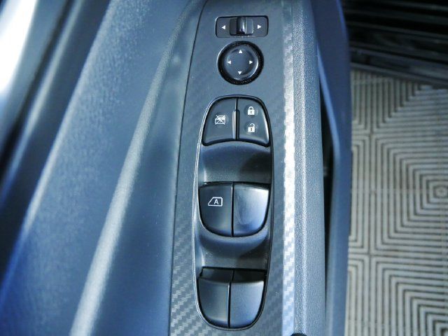 Used 2025 Nissan Altima 2.5 SV FWD image 22
