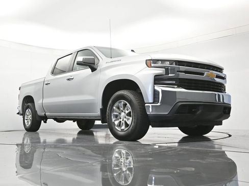 Used 2021 Chevrolet Silverado 1500 LT AWD/4WD image 38