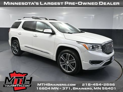 Used 2018 GMC Acadia Denali w/ Technology Package AWD/4WD image 1
