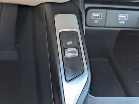 Certified 2023 Kia Sorento S AWD/4WD image 28
