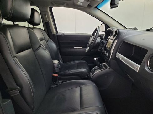 Used 2016 Jeep Compass High Altitude AWD/4WD image 21