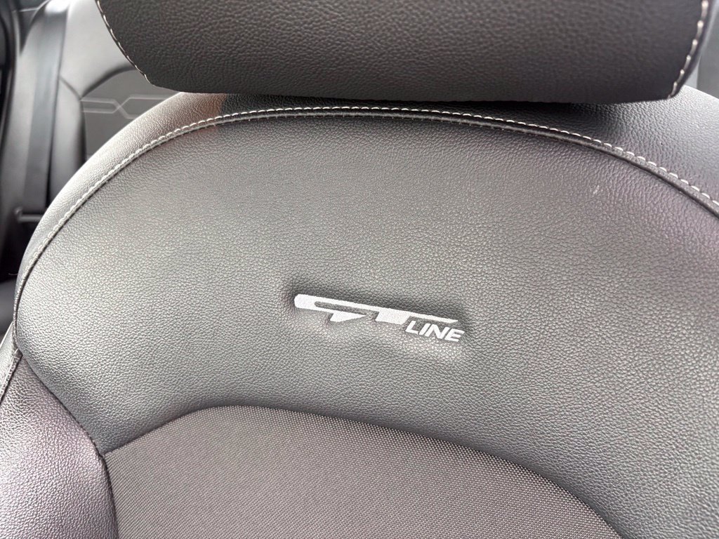 Used 2023 Kia Forte GT-Line FWD image 3