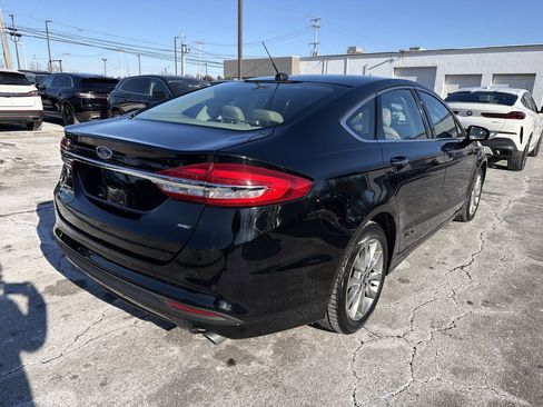 Used 2017 Ford Fusion Energi SE image 5