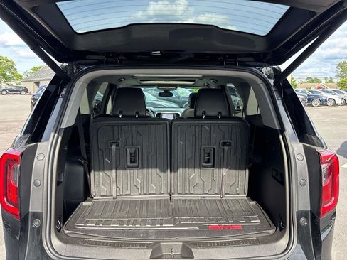 Used 2023 GMC Acadia SLT w/ Elevation Edition AWD/4WD image 14