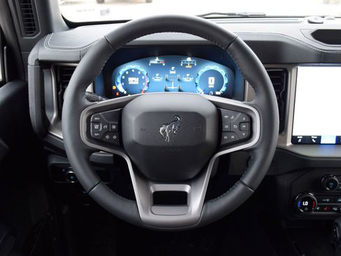 New 2026 Ford Bronco Outer Banks image 8