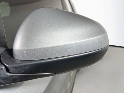 Used 2025 Chevrolet TrailBlazer LT FWD image 13